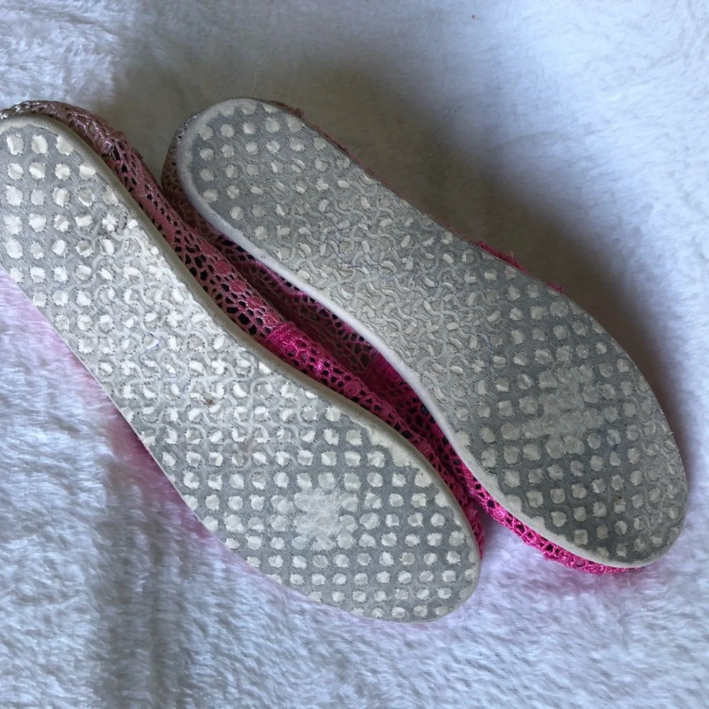 Tom's 8.5W Crochet Flats Pink Ombré